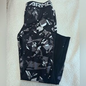 Youth Under Armour Black and White Graphic Leggings